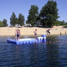 badeinsel-mit-rutsche-5
