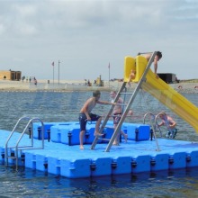 ponton-badeinsel-mit-eckaufdopplung-1