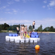ponton-badeinsel-mit-eckaufdopplung-10