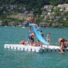 ponton-badeinsel-mit-rutsche-4