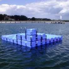 ponton-badeinsel-mit-rutsche-6