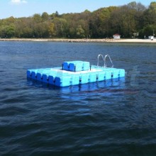 schwimmende-badeinsel-mit-eckaufdopplung-1