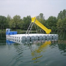 schwimmende-badeinsel-mit-eckaufdopplung-13