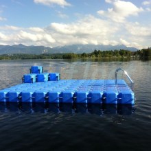 schwimmende-badeinsel-mit-eckaufdopplung-8