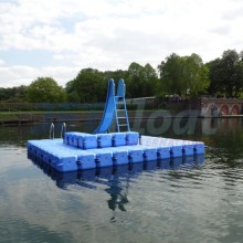 schwimminsel-mit-rutsche-6