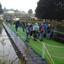 1_schwimmende-behelfsbruecke-7