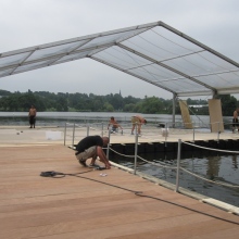 ponton-schwimmkoerper-buehne