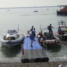 dover-press-boat-pontoon-f7