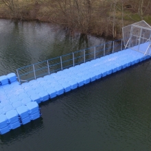 tauchponton-aurich-steg-taucher