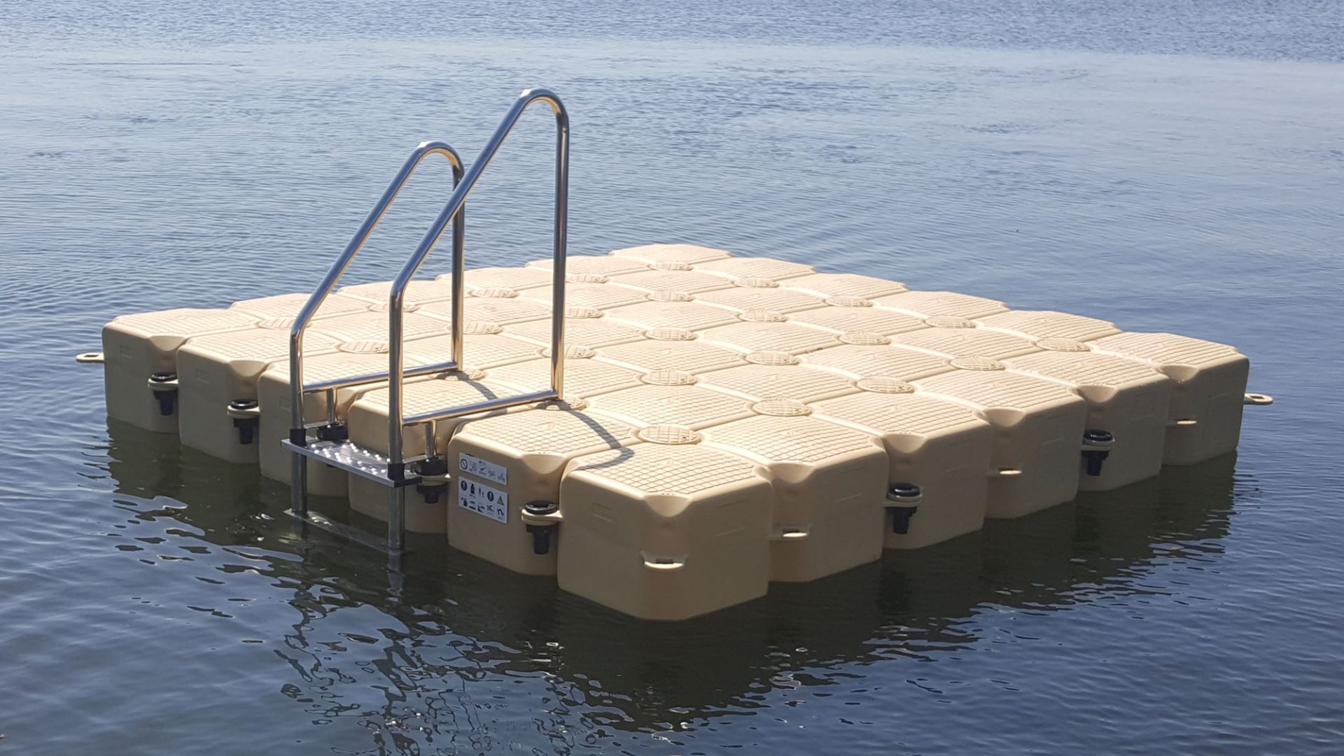 Kunststoff Schwimminsel bauen mit JETfloat Schwimmelementen und Duwe ...