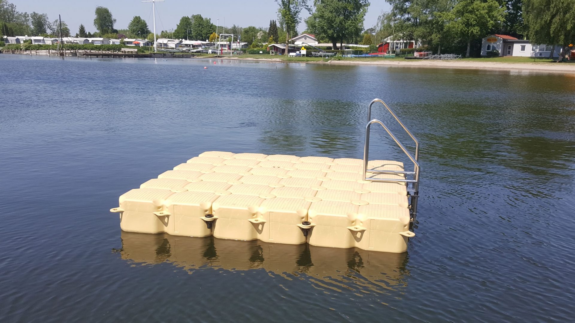 Kunststoff Schwimminsel bauen mit JETfloat Schwimmelementen und Duwe ...