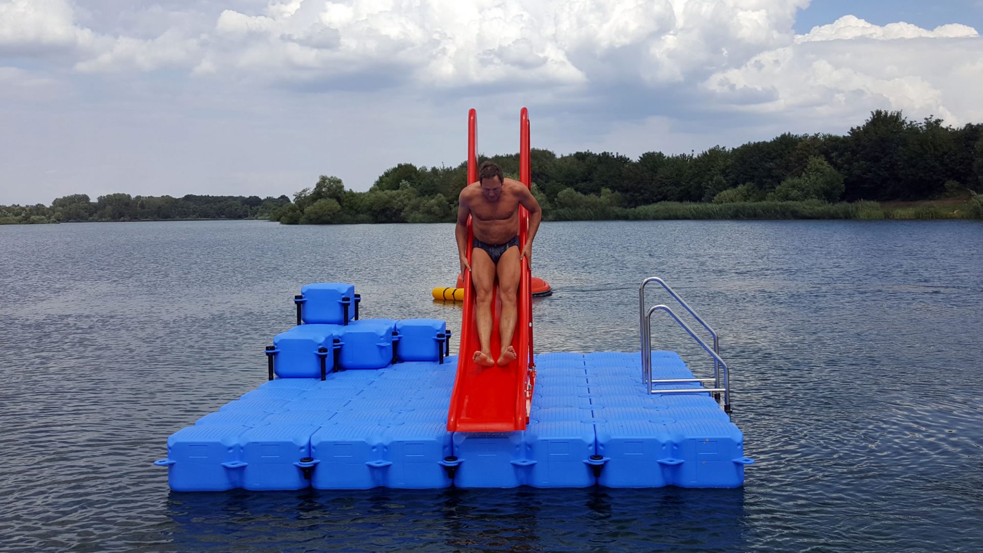 badeinsel-4m-x-4m-ponton-schwimmkoerper-
