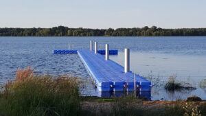 Schwimmplattformen aus Pontons zur vielseitigen Verwendung auf dem Wasser